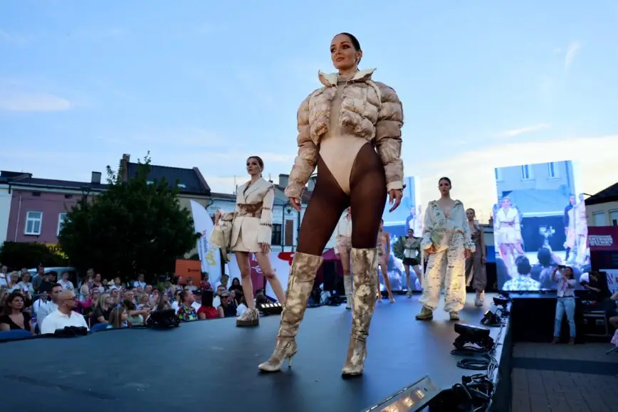 Mielec gościł Nadwiślański Fashion Week z imponującym pokazem mody