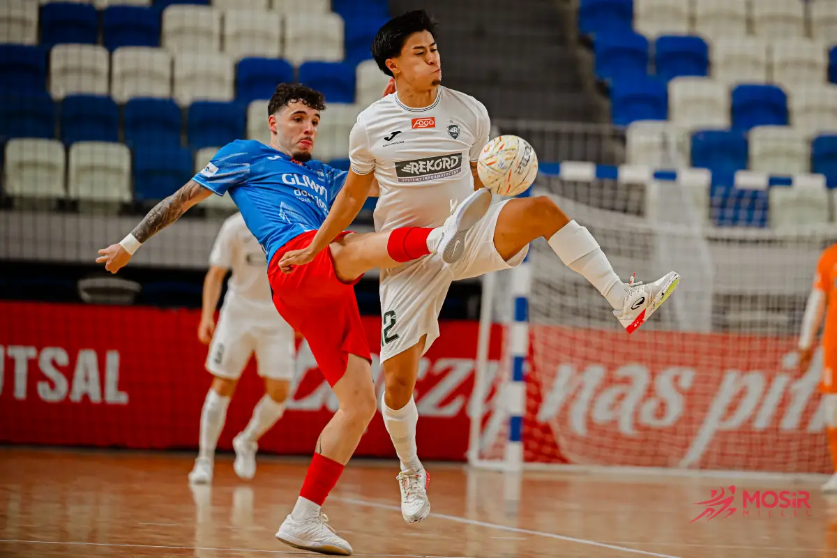 Relacja z Superpucharu Polski w futsalu w Mielcu