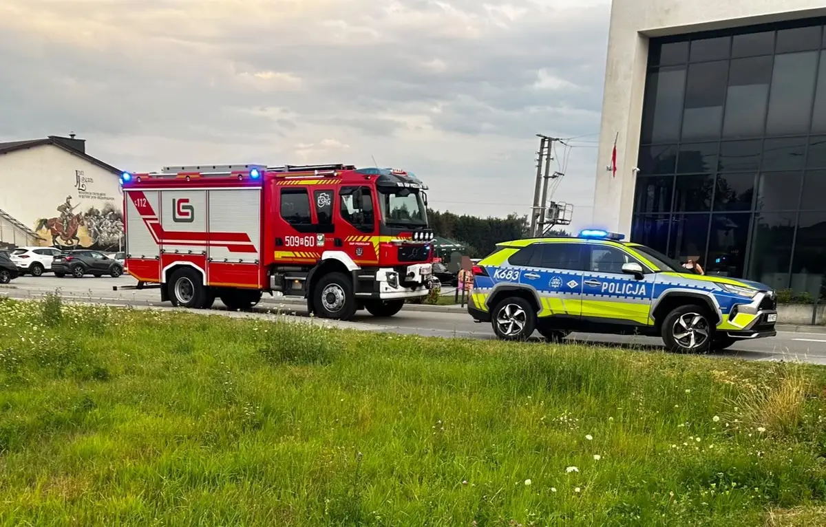 Potrącenie 15-latka na hulajnodze w Przecławiu - mandaty dla matki i kierowcy